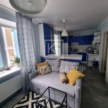 Оренда стильної квартири в ЖК ВЕРСАЛЬ Парк. Газове опалення. 3 поверх