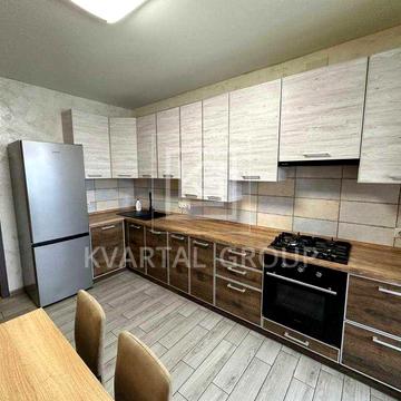 Оренда квартири з ГАРДЕРОБНОЮ в ЦЕНТРІ. ЖК Центральний 1. З газом.