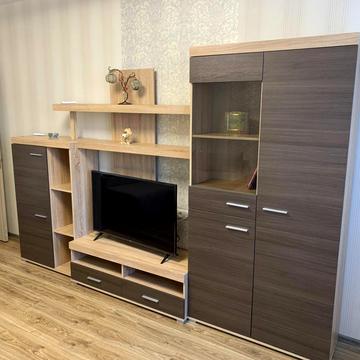 Європейського Союзу просп. (Правди), 45-А