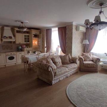 Продажа трехкомнатной студии(140 метров) в закрытом  ЖК на Гагарина  в