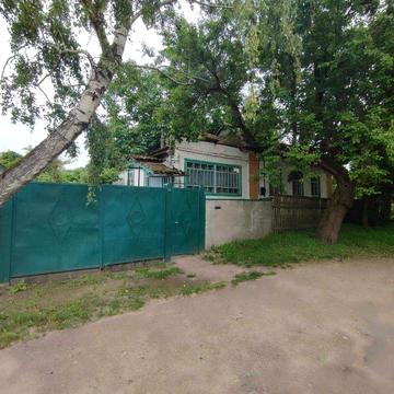Продам будинок в смт.КОЗЕЛЕЦЬ Чернігівська обл., центр містечка