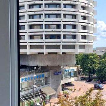 3 кімнатна вул. І. Мазепи 14, метро Арсенальна 2 хв. пішки, Печерськ