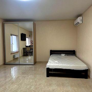 1 к. квартира с местом для автомобиля Небесной сотни /Червоный хутор