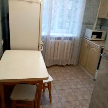 Однокімнатна квартира метро Дарниця