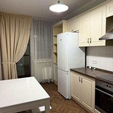 Драгоманова вул., 2-А