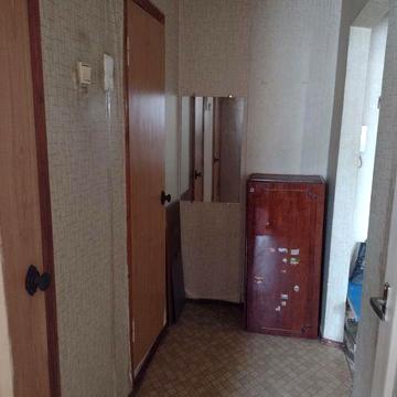 Продам 1к квартиру на Г.Крут від власника .