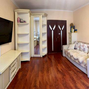 Продам 3к жм Перемога 6 Яхт клуб Січ