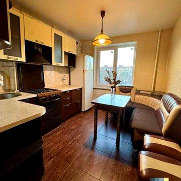 Продам 3-х кімнатну квартиру, газ, роздільні кімнати,  Лівобережний 2