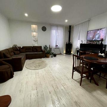 Продаж двоповерхового будинку Святошинський р-н м Академмістечко