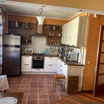 Сдам 2к кв метро Вокзальная 3мин Котляра S 85м 6/7