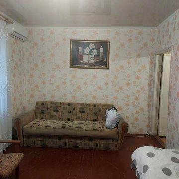 СТРОГО СЕМЬЕ ИЛИ ЖЕНЩИНАМ! Сдам 1-ком.кв., район Одесской