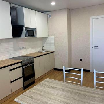 Продаж 1-кімнатної квартири 50 кв м. Жк «На Озерній»