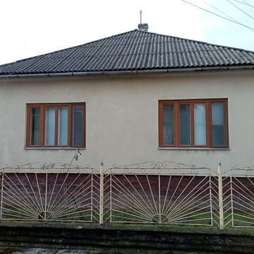 Добротний 5кімнатний будинок в с. Косонь біля термальних курортів