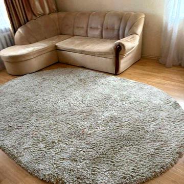 Сдам 2-ух комнатную квартиру