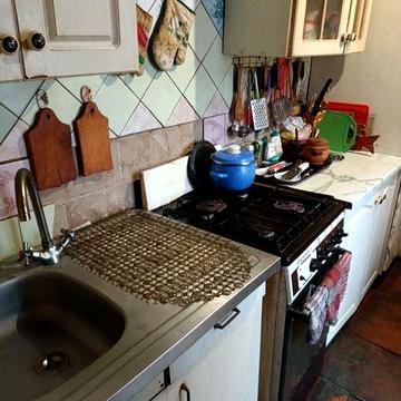 Частину будинку  Центр міста р-н швидкої  допомоги всі зручності в буд