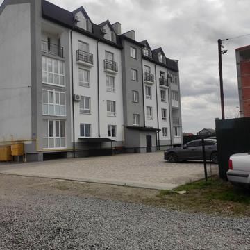 Вячеслава Чорновола вул., 22