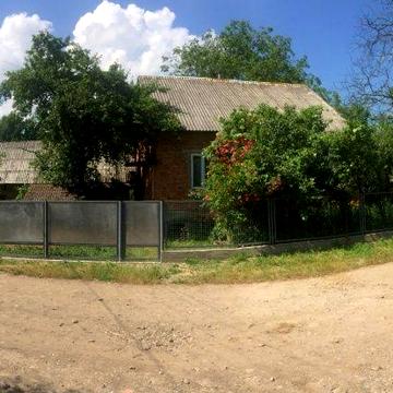 Жилой дом с большим участком в с. Липча (Хустський р-н)