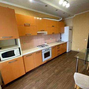 Оренда євродвушки з меблями і технікою Старокиівська 99