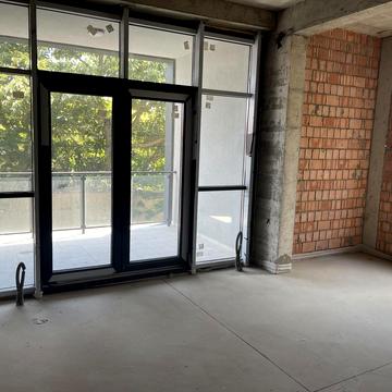 Рєпіна вул., 1-Б