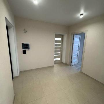 Продам 2 к простору квартиру