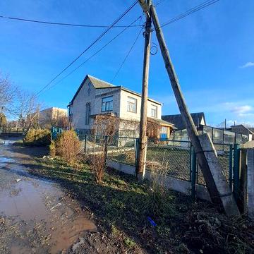 Продам двоповерховий  будинок