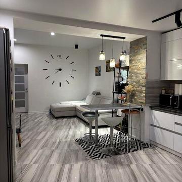 Дім в центрі міста, тільки ПРОДАЖ!!!ОРЕНДИ НЕ МАЄ