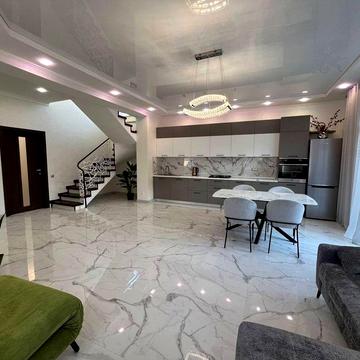 Новый дом  на Таирова.Киевский район.Ремонт.Гос акт.4 спальни