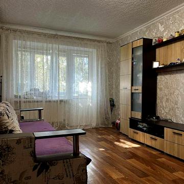 Академіка Тамма вул., 11