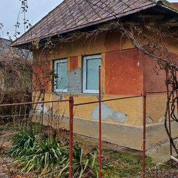 Будинок  Зарічово- Окремо при покупці до будинку додається ще ділянка