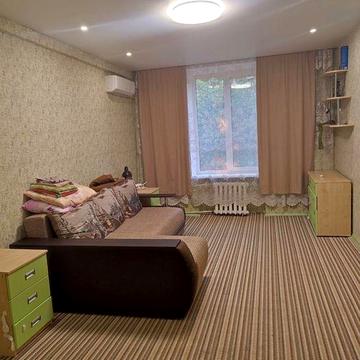 Оренда двокімнатної квартири на пл. Артема