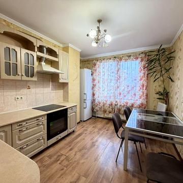 Сдается 2-комн. квартира в долгосрочную аренду на Бочарова / Атриум