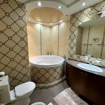 Драгоманова вул., 31