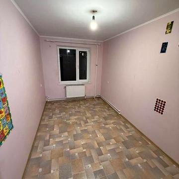 Продажа 2х комнатной квартиры.Автономное отопление Площадь Победы..