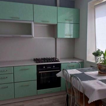 Сдам 1-2-3х к комн комнатную кв-ру  12000