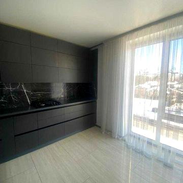 ВЛАСНИК. Продам квартиру на "Щасливому"