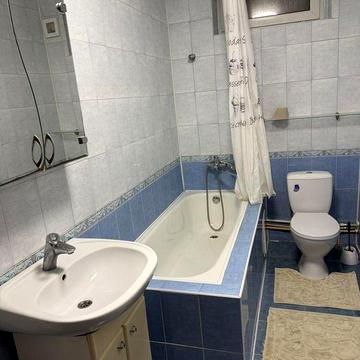 Здам  будинок в районі польовій