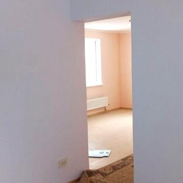 Продаж 3к Дім Революції Гідності вулиця