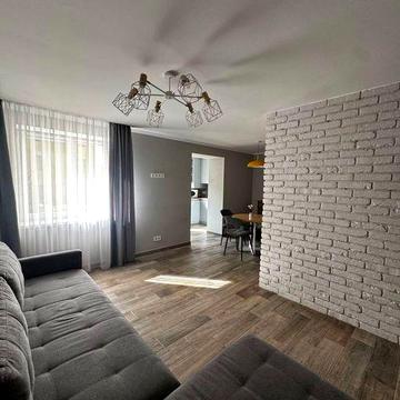 Оренда трикімнатної квартири, район Чкалова