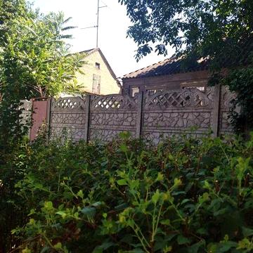 Продается 1/2 будинку р-н 10 школи