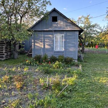 Продам дачу у затишному місці