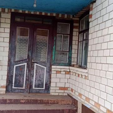 Будинок , криниця ,Вінницька область с Лугова