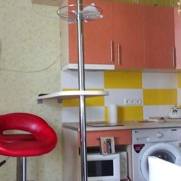 Сдам квартиру - студию  возле Конного рынка, м.Спортивная