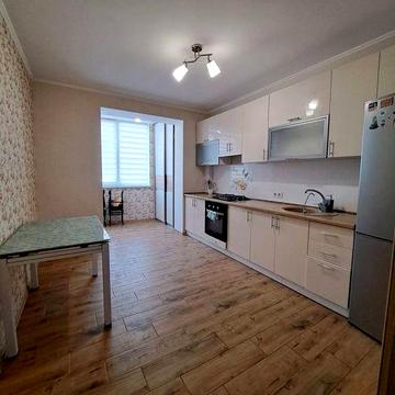 Здам чудову 1 кімнатну квартиру в новому будинку на Озерній!