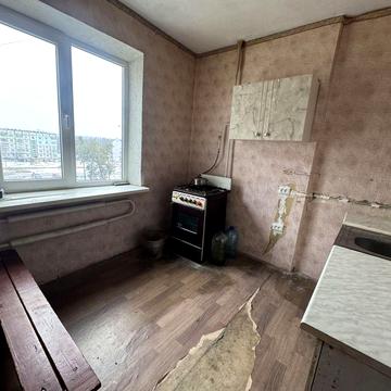 Продам простору 2к квартиру смт.Зарічне