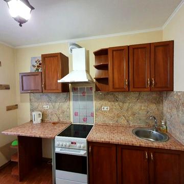 Сдам с конца месяца 2-комн.кв, ЖК Янтарный, Тракторостроителей,94в