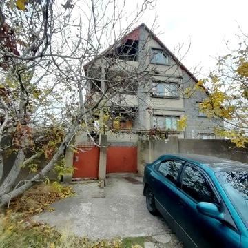 Продам 2-х поверховий оригінальний будинок, мкр-н Матвієвка