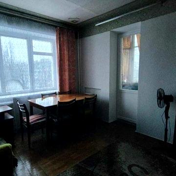 Борщагівка Однокімнатна Бульвар М Руденка ( Кольцова ) кут пр. Курбаса