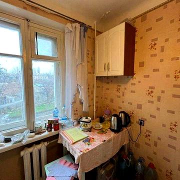 Продам 1 к/к в центральній   частині  міста