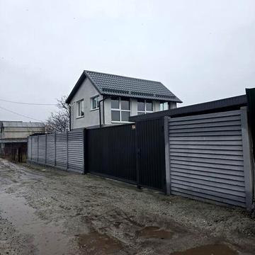 Продаж 2к Дім Тюльпанова 10