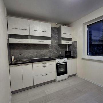 Оренда 2 кім.квартири зі свіжим ремонтом